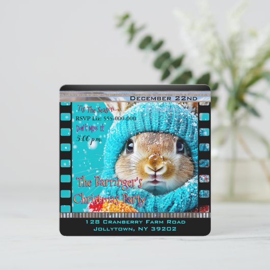 Snowy Blue Bunny Christmas Party Einladung (Stehend Vorderseite)