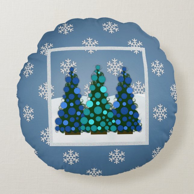 Snowy Blue Christmas Tree Round Pillow Rundes Kissen (Vorderseite)