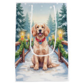 Snowy Bridge Boykin Spaniel Christmas Art Mittlere Geschenktüte (Rückseite)