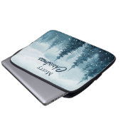 Snowy Christmas Trees  Laptopschutzhülle (Vorne Knopf)