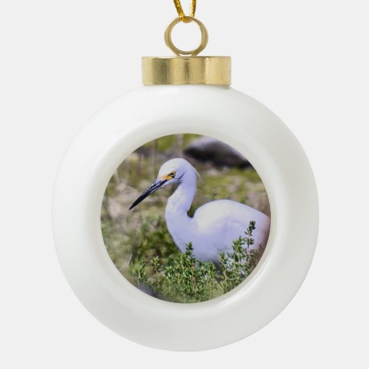 Snowy Egret Keramik Kugel-Ornament (Vorderseite)