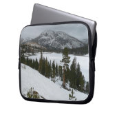 Snowy Ellery Winter Landschaft Laptopschutzhülle (Vorderseite Links)