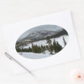 Snowy Ellery Winter Landschaft Ovaler Aufkleber (Umschlag)