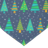 Snowy Fir Trees Tablecloth Tischdecke (Schrägansicht)