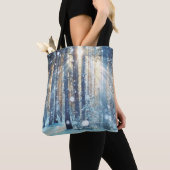 Snowy Forest Frosty Winter Szene Tasche (Von Nahem)