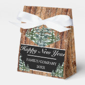 Snowy Forest Rural Happy New Year Logo Snowflake Geschenkschachtel (Vorderseite)