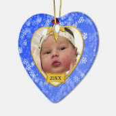 Snowy-Gold des Babys erstes Weihnachtsund blaues Keramikornament (Links)