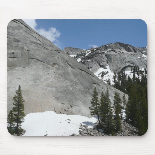 Snowy Granite Domes I im Yosemite Nationalpark Mousepad (Vorne)