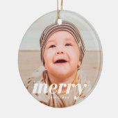 Snowy Modern Personalisiert Frohe Weihnachten Foto Keramik Ornament (Links)