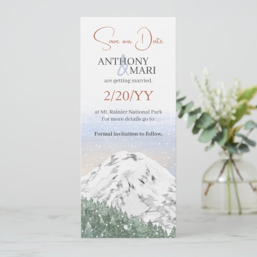 Snowy Mountain, Falling Snow & Forest Einladung (Stehend Vorderseite)