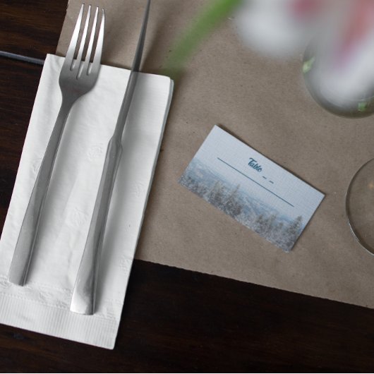 Snowy Mountain Forest Wedding Platzkarte