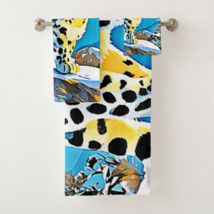 Snowy Mountain Leopard Stance Design Badhandtuch Set