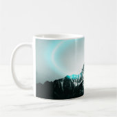 Snowy mountain mysterious blue neon light kaffeetasse (Links)