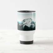 Snowy mountain mysterious blue neon light reisebecher (Mittel)