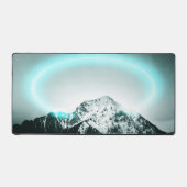 Snowy mountain mysterious blue neon light schreibtischunterlage (Vorderseite)