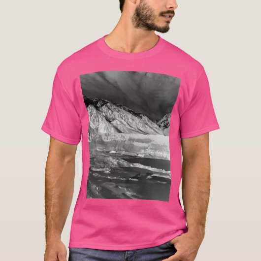 Snowy Mountains River und Phantastische Nachtfanta T-Shirt