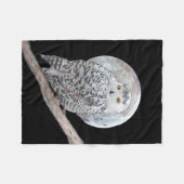 Snowy Owl and Moon Painting - Original Bird Art Fleecedecke (Vorderseite (Horizontal))