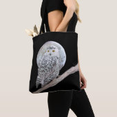 Snowy Owl and Moon Painting - Original Bird Art Tasche (Von Nahem)