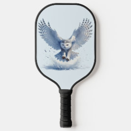 Snowy Owl in der Mitte eines Swoop in Aquarellfarb Pickleball Schläger