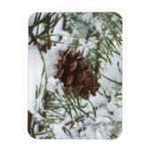 Snowy Pine Cone I Winter Nature Fotografy Magnet (Vertikal)