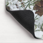 Snowy Pine Cone I Winter Nature Fotografy Mousepad (Ecke)