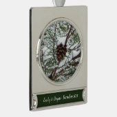 Snowy Pine Cone II Winterlandfotografie Banner-Ornament Silber (Rechts)