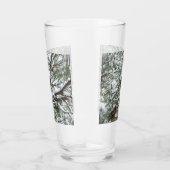 Snowy Pine Cone II Winterlandfotografie Glas (Rechts)