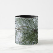 Snowy Pine Needles Winter Nature Fotografy Tasse (Zentrum)