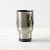 Snowy Pines Reisebecher (Mittel)