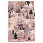 Snowy Pink Deer Forest Mittlere Geschenktüte (Vorderseite)