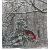 Snowy Red Barn Duschvorhang (Vorderseite)