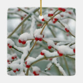 Snowy Red Berries Winter Scene Keramikornament (Rückseite)