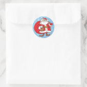 Snowy Santa und seine große Tüte an Geschenken Runder Aufkleber (Tasche)
