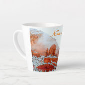 Snowy Sedona Rock Thunder_Cove Milchtasse (Linke Ecke)