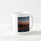 Snowy Sunset am Arrowhead See Kaffeetasse (VorderseiteRechts)