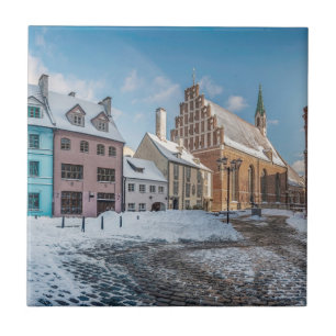 Snowy winter city centre in Riga, Lettland Fliese