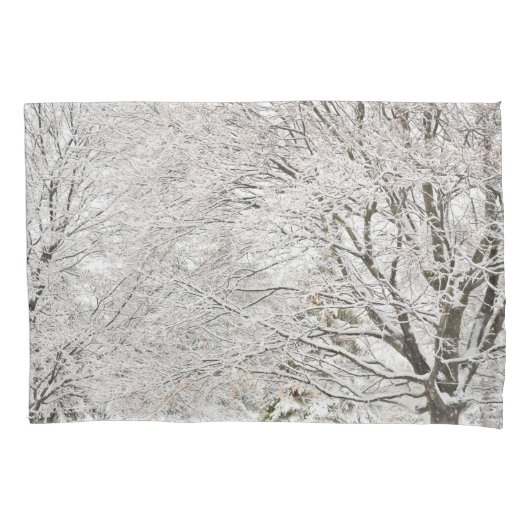 Snowy Winter Forest Kissenbezug (Vorderseite)
