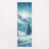 Snowy Winter Mountain Yogamatte (Vorderseite)