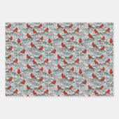 Snowy Winter Red Cardinal Bird Pattern Geschenkpapier Set (Vorderseite)
