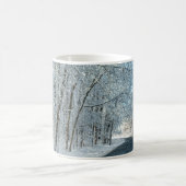 Snowy Winter Trees Kaffeetasse (Mittel)