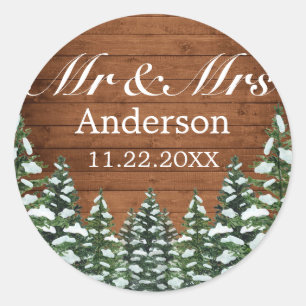Snowy Wood & Forest Country Pine MR MRS. Wedding Runder Aufkleber