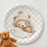 Snuggle Bear Baby Dusche Pappteller<br><div class="desc">Niedliche Schnauze tragen ein neutrales Babyduschdesign mit dem süßesten schlafenden Babybär. Besuchen Sie unseren Shop um unsere Bärenduschkollektion zu sehen!</div>