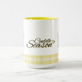 Snuggle Season (in Kariert) Tasse (Zentrum)