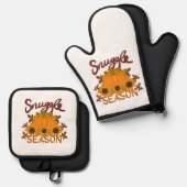 "Snuggle Season" Oven Mitt and Pot Holder Set (Vorderseite/Rückseite)