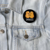 Snuggles Funny Nugget Couple Pun Dark BG Button (Beispiel)