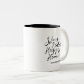 So lange Miete, glückliche erste Zuhause Zweifarbige Tasse (VorderseiteRechts)