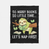 So Many Books Little Time Nap First Sloth Fleecedecke (Vorderseite)