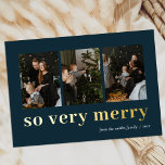 So sehr Merry Blue Gold Moderne 3 Foto Collage Folien Feiertagskarte<br><div class="desc">So sehr Merry Blue Gold Moderne 3 Foto Collage Real Foil Holiday Card. Mit dieser festlichen und modernen Foil Holiday Card senden Sie Ihren Lieben einen Urlaubssalon mit Fotos. Alle Texte sind so vorbereitet,  dass Sie sie einfach und schnell mit Ihren eigenen Details personalisieren können. Gute Ferien!</div>