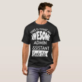 So sieht ein Phantastischer Admin-Assistent aus T-Shirt (Vorne ganz)