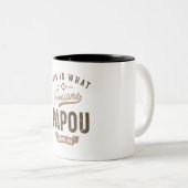 So sieht ein Phantastisches Papou aus Zweifarbige Tasse (VorderseiteRechts)